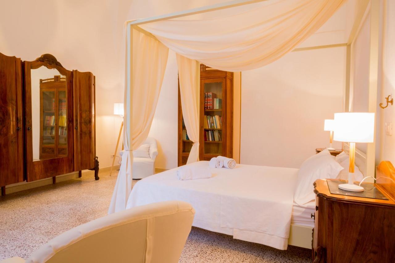 Bed and Breakfast Palazzo Ashian Acquarica del Capo Exterior foto