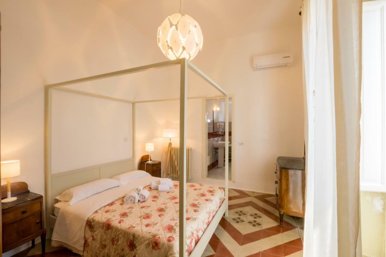 Bed and Breakfast Palazzo Ashian Acquarica del Capo Exterior foto