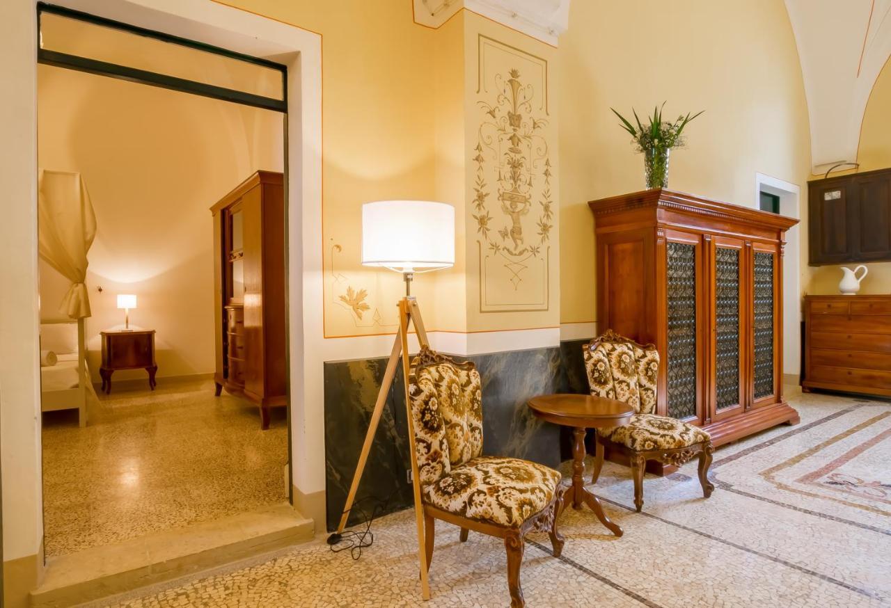 Bed and Breakfast Palazzo Ashian Acquarica del Capo Exterior foto